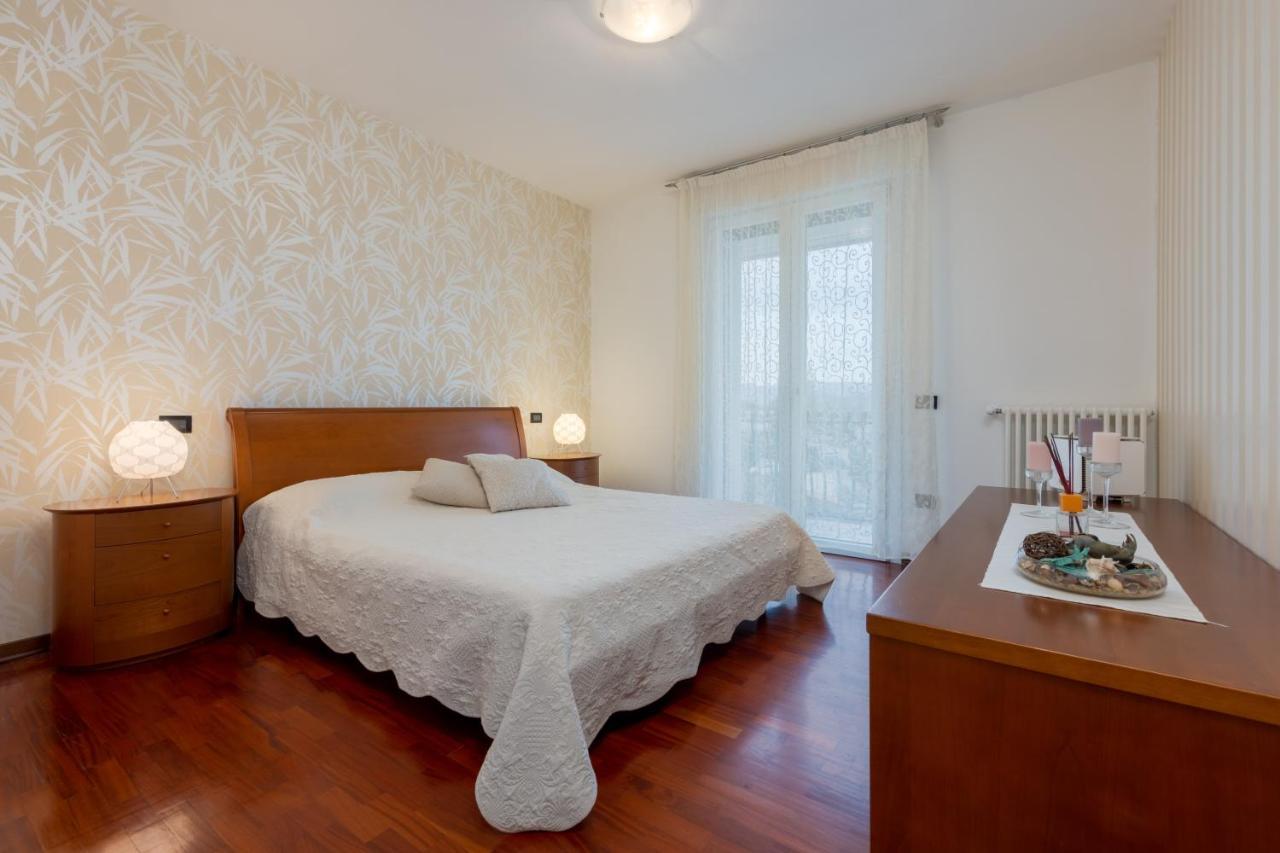 Giotto Guesthouse Due Carrare Экстерьер фото